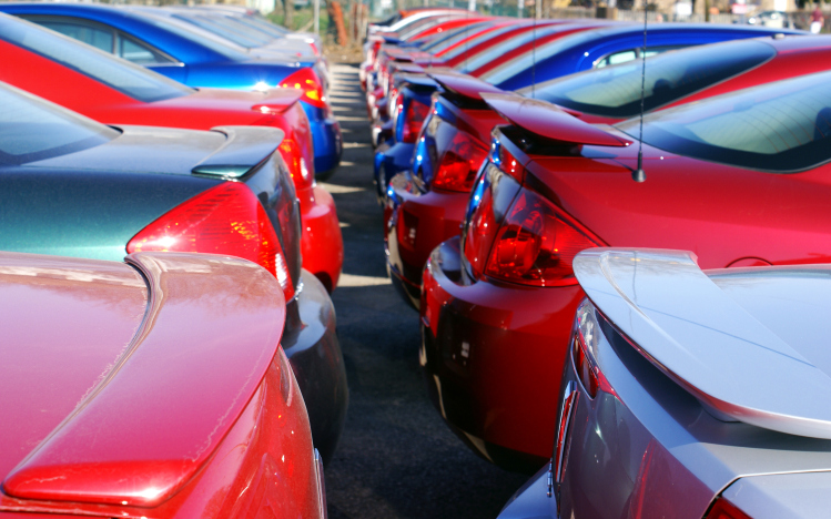 image of cars on a dealer lot