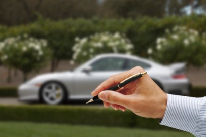 Signing a car